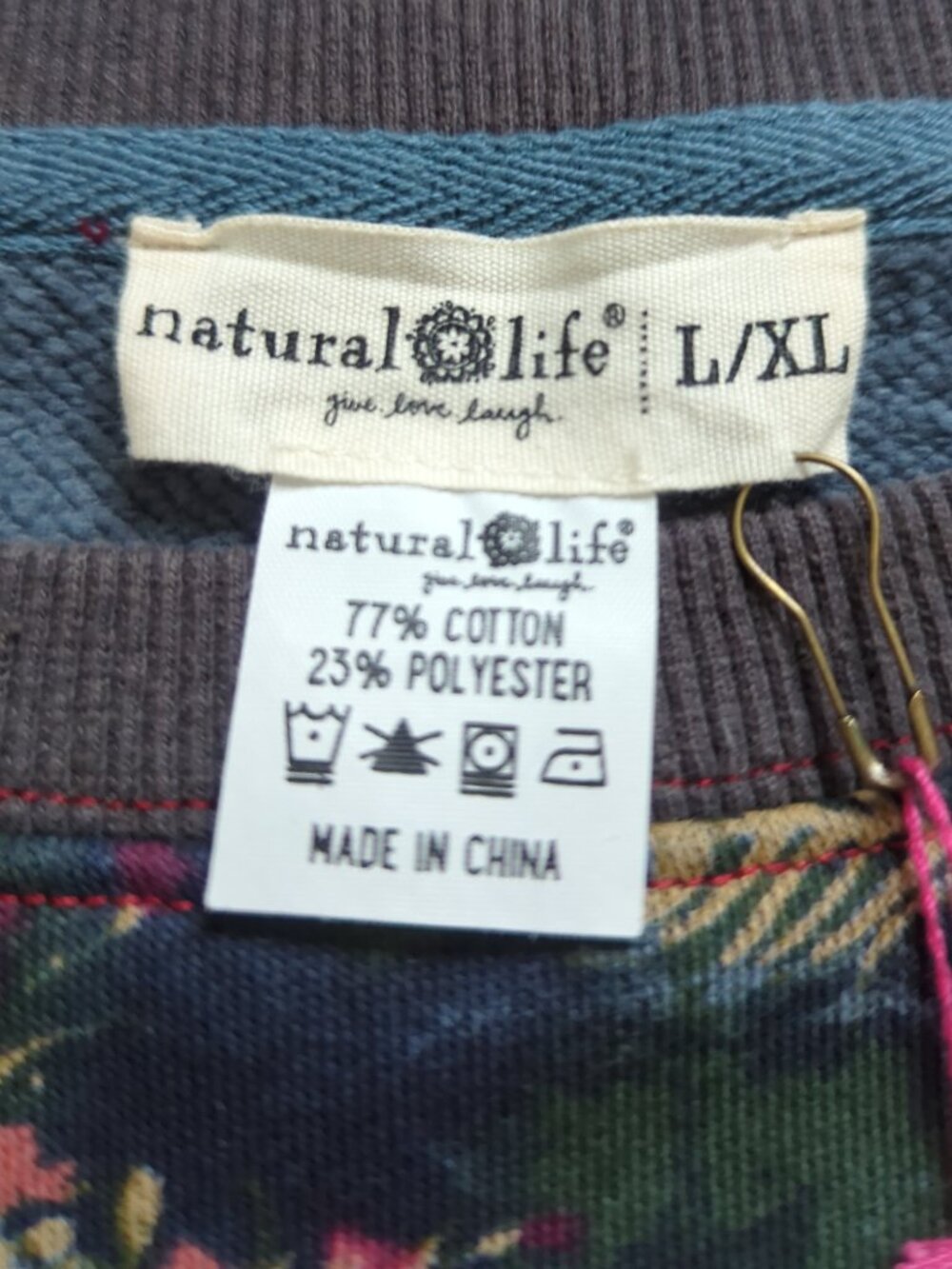 Natural Life Oversized Floral French Terry Sweatshirt L/XL - Picture 7 of 9